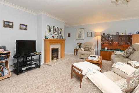 3 bedroom link detached house for sale, Castle Mount Crescent, Bakewell