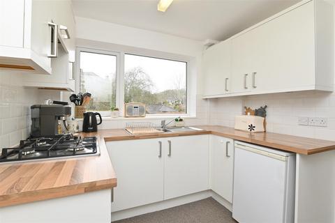 3 bedroom link detached house for sale, Castle Mount Crescent, Bakewell