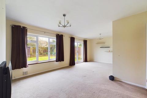 3 bedroom semi-detached house for sale, Keriston Avenue, Churchdown, Gloucester, Gloucestershire, GL3