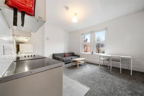 3 bedroom apartment for sale, Whittington Road, Wood Green, London, N22