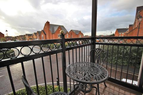 2 bedroom apartment to rent, Greenock Mews, Widnes, WA8