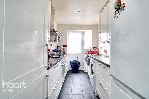 3 bedroom terraced house for sale, Evergreen Way, Hayes