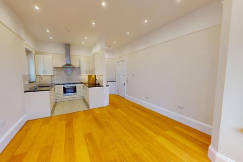 1 bedroom flat to rent, Walsingham Road, Hove, BN3