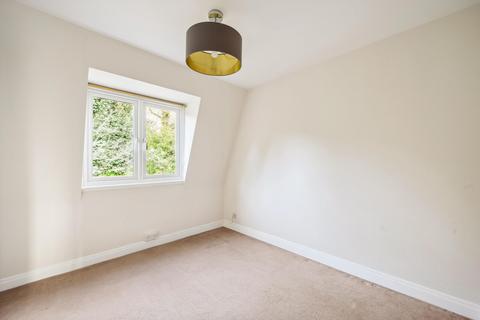 4 bedroom terraced house to rent, Leeward Gardens, Wimbledon, London, SW19