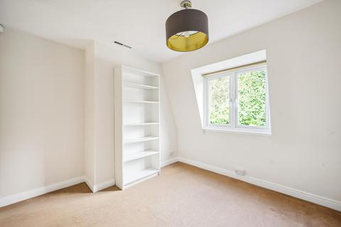 4 bedroom terraced house to rent, Leeward Gardens, Wimbledon, London, SW19