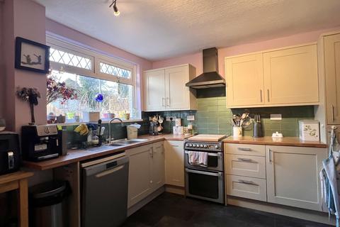 4 bedroom end of terrace house for sale, Stone Street, Llandovery, Carmarthenshire.