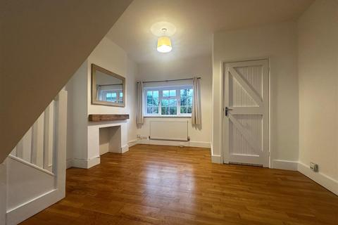 2 bedroom cottage to rent, Highcross Road, Southfleet