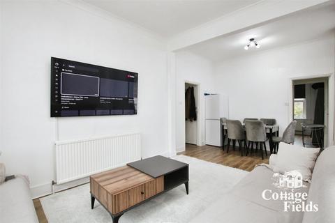 1 bedroom maisonette for sale, Baker Street, Enfield, EN1