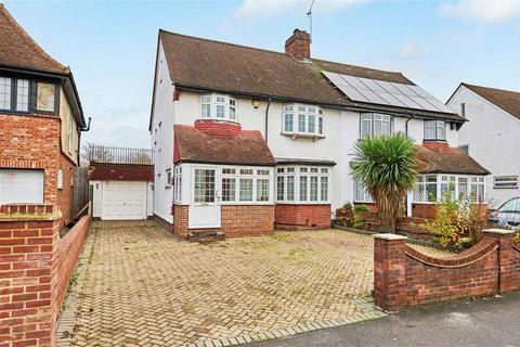 3 bedroom semi-detached house for sale, Sidcup Road, London SE12