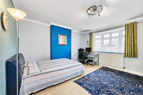 25 Sidcup Road, London, SE12 8BL