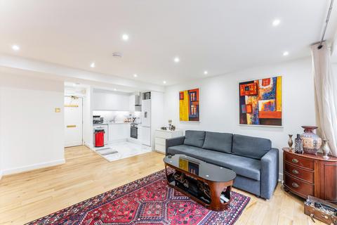 1 bedroom flat to rent, Pennington Court, 40 The Highway, London, E1W.