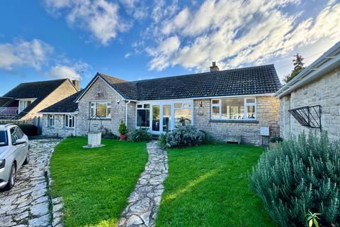 4 bedroom detached bungalow to rent, HIGHER GARDENS, CORFE CASTLE