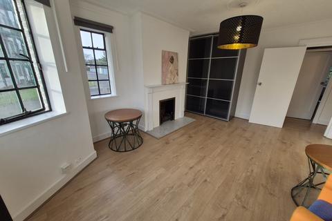 5 bedroom flat to rent, Ealing Village, Ealing, London, W5