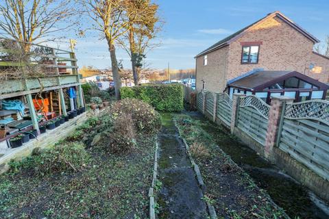 3 bedroom semi-detached house for sale, Bridge Mount Headlands Road, Liversedge, West Yorkshire, WF15