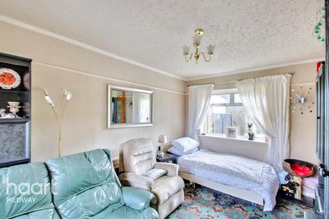 3 bedroom semi-detached house for sale, Beech Road, ROCHESTER