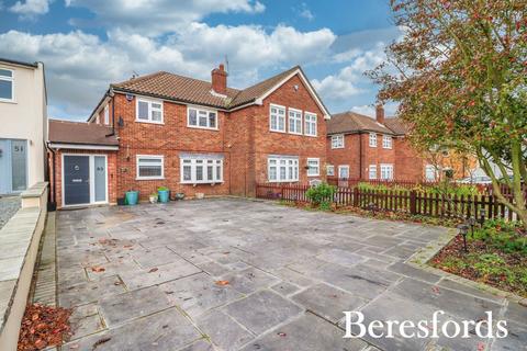 53 Avon Road, Upminster, RM14 1RE