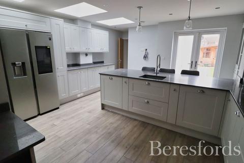 53 Avon Road, Upminster, RM14 1RE