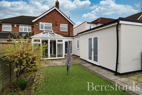 53 Avon Road, Upminster, RM14 1RE