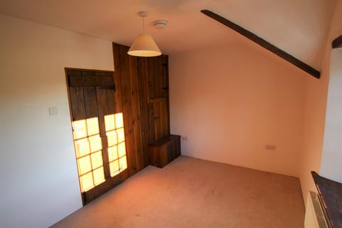 2 bedroom house to rent, Heathfield, Devon PL19