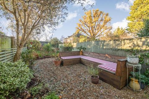 162a Friern Road, London, SE22 0BA