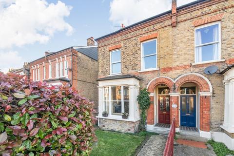 162a Friern Road, London, SE22 0BA