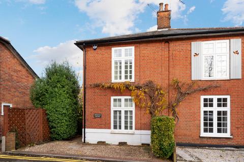 2 bedroom semi-detached house for sale, South Road, Weybridge, KT13