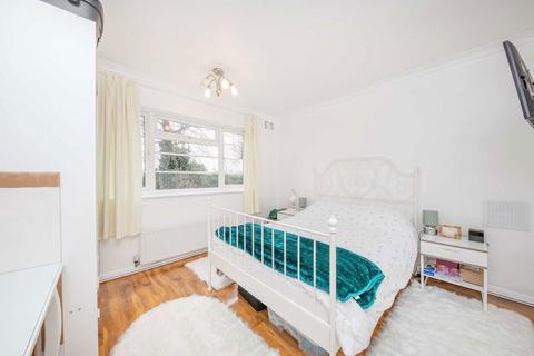 1 bedroom flat for sale, Churchview Road, Twickenham TW2