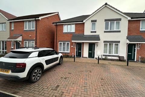 2 bedroom townhouse for sale, Hazelwell Avenue, Burton-on-Trent, DE14