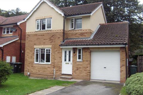 3 bedroom detached house to rent, Millwater Avenue, Dewsbury