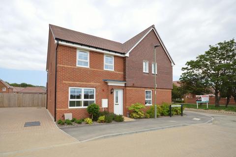 3 bedroom semi-detached house to rent, Wodehouse Close, Emsworth, PO10