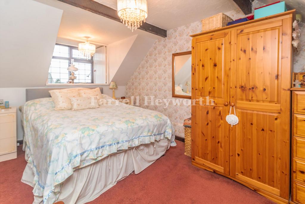 Bedroom 2 image 2
