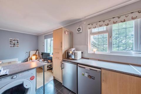 Studio for sale, Thatcham,  Berkshire,  RG19