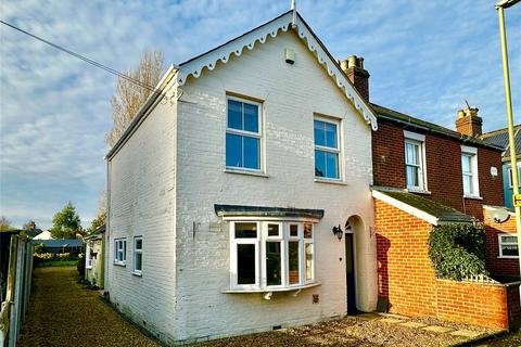 2 bedroom house for sale, Westfield Road, Lymington, Hampshire, SO41