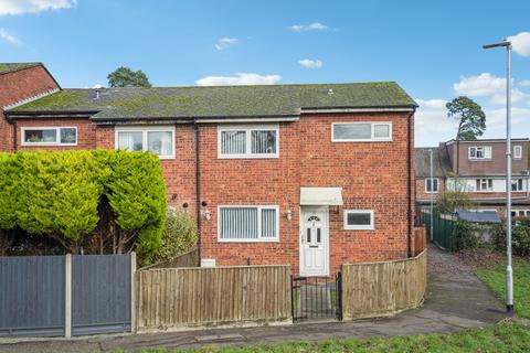 3 bedroom end of terrace house for sale, Lyneham Walk, Pinner, HA5