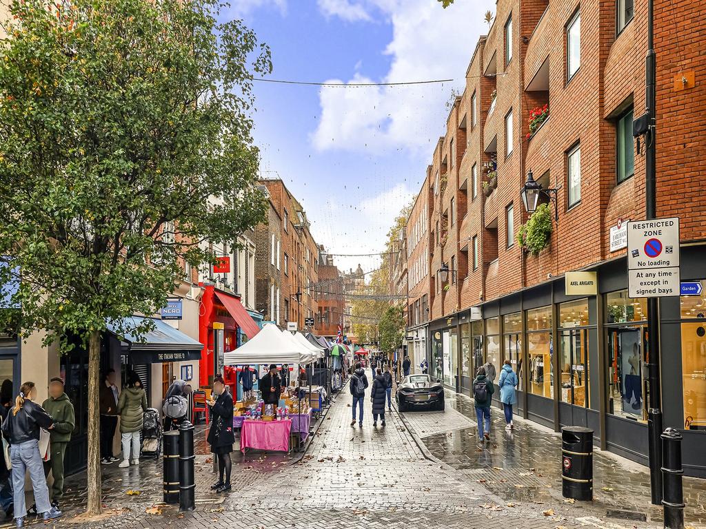 Earlham Street