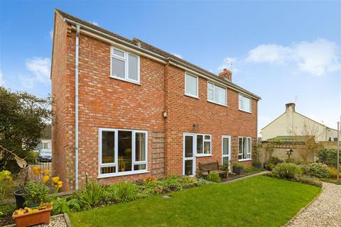 4 bedroom detached house for sale, Middle Street, Uplands, Stroud