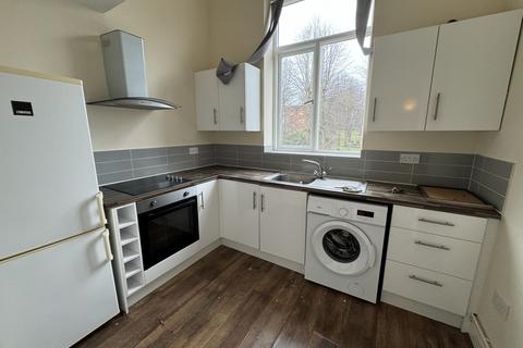 2 bedroom duplex to rent, Flat 1, High Street, Bromsgrove, Worcestershire, B61