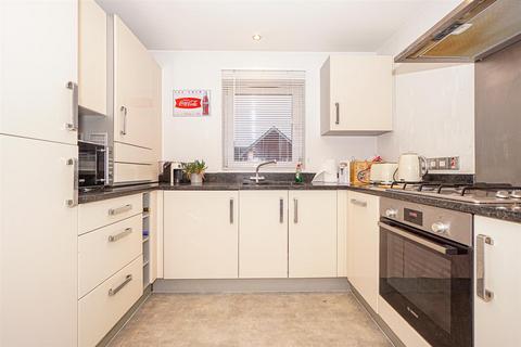 2 bedroom maisonette for sale, Amherst Road, Hastings