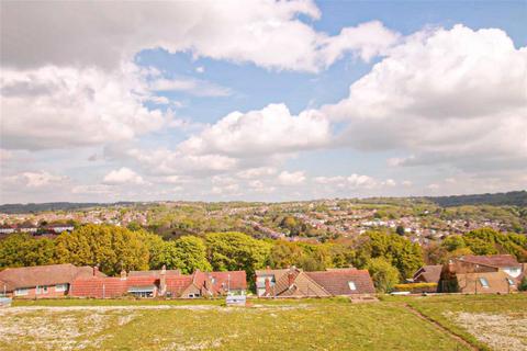 2 bedroom maisonette for sale, Amherst Road, Hastings