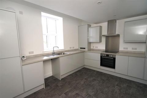 2 bedroom flat to rent, High Street, Belmont, Bolton