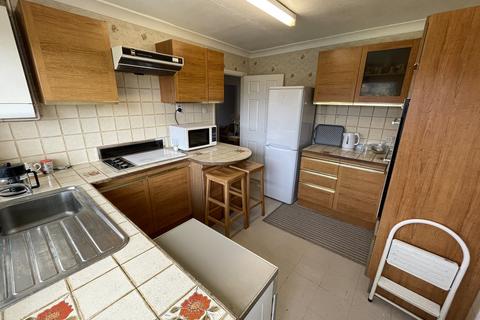2 Swindale, Bedford, MK41 7TT