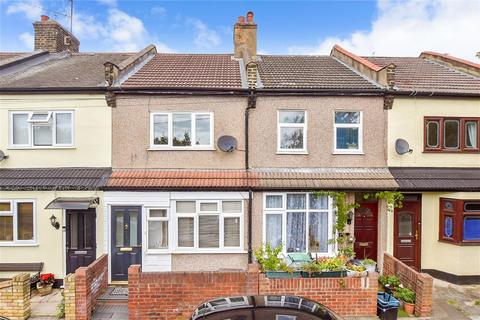 3 bedroom terraced house for sale, Railway Street, Romford RM6