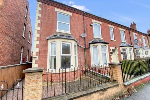 2 bedroom end of terrace house for sale, Harlaxton Road, Grantham NG31