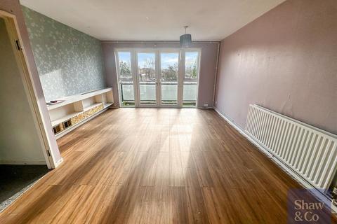 2 bedroom flat for sale, Wheatlands, Hounslow TW5