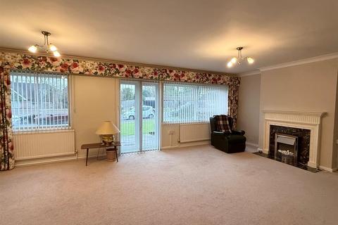 2 bedroom apartment for sale, Rockleigh Court, Hutton Road, Shenfield, Brentwood