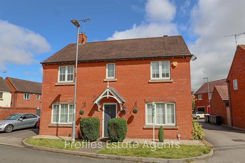 4 bedroom detached house for sale, Beams Meadow, Hinckley