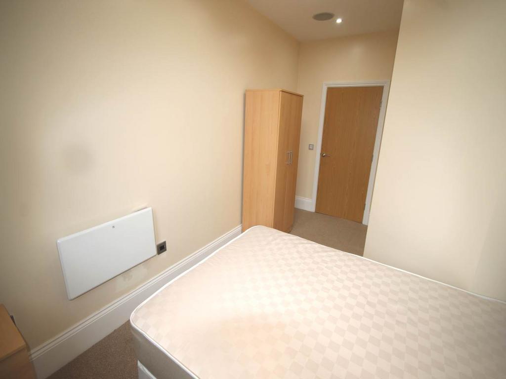 Bedroom (2)