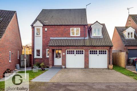 3 Acorn Close, Lingwood, Norwich, NR13 4UN