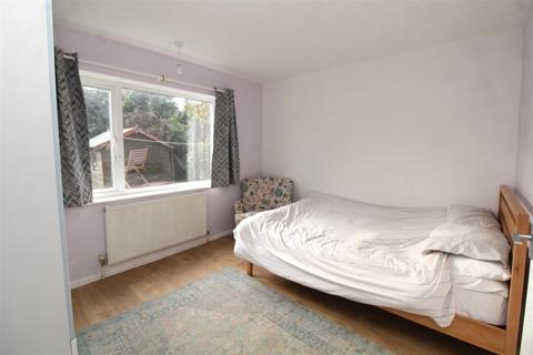 1 bedroom maisonette for sale, Highview Close, Potters Bar EN6