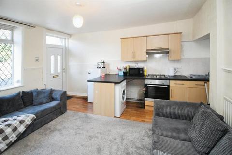 1 bedroom end of terrace house for sale, Idle Road, Bradford BD2